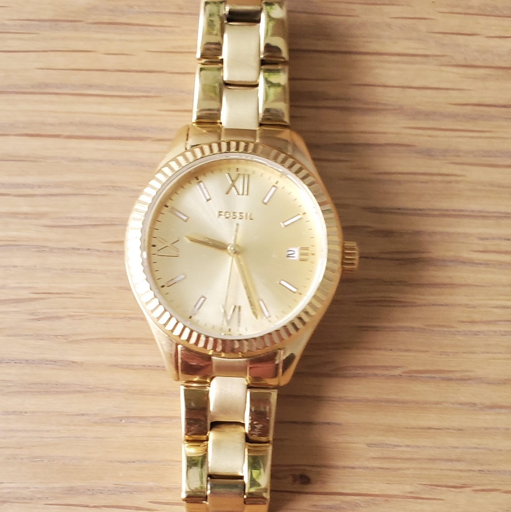 Fossil | Rye Three-Hand Date Gold Watch  - Picture 3 of 4